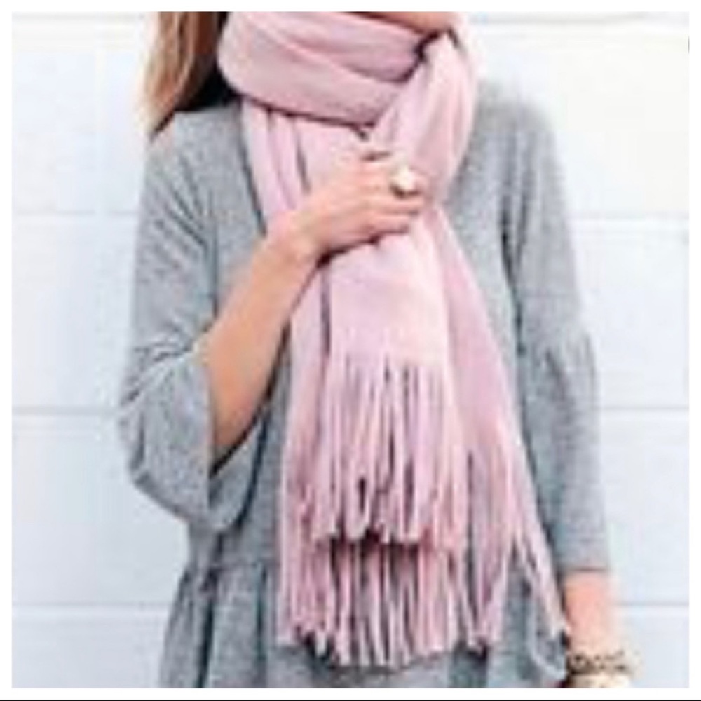 LIGHT PINK CASHMERE FRINGED SCARF/SHAWL - Picture 3 of 4